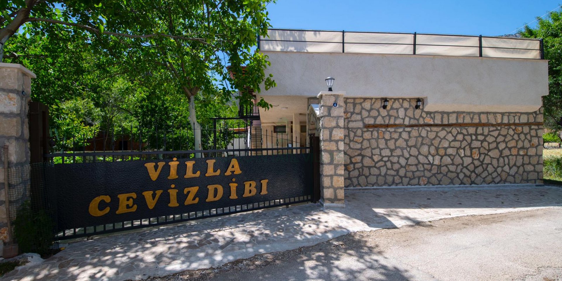 Villa Cevizdibi
